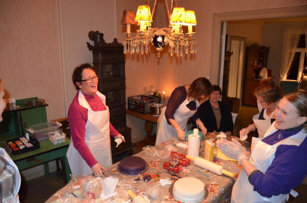 Stromnes - Oldefars Gjestehus Inderoy Straumen  Exterior foto